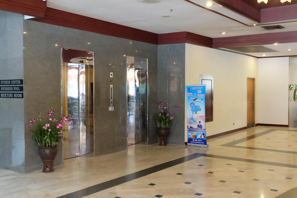 Tarin Hotel Chiang Mai Exterior foto