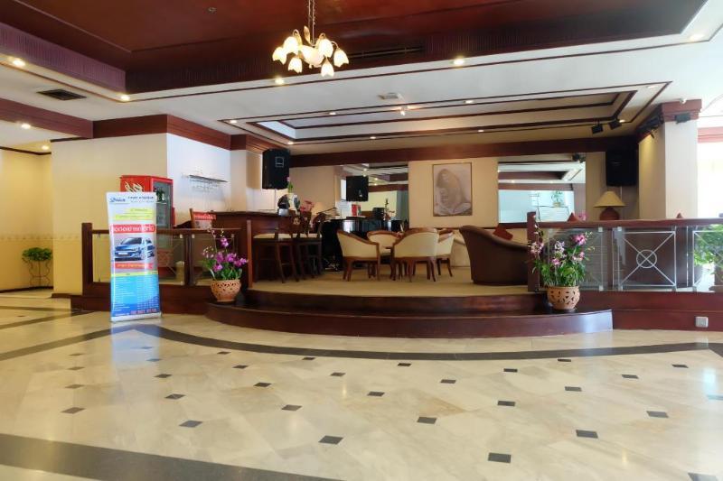 Tarin Hotel Chiang Mai Exterior foto